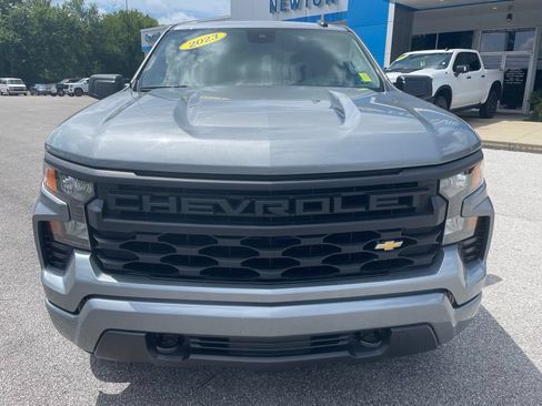 Used 2023 Chevrolet Silverado 1500 Custom w/ LPO, Dark Essentials Package AWD/4WD image 2