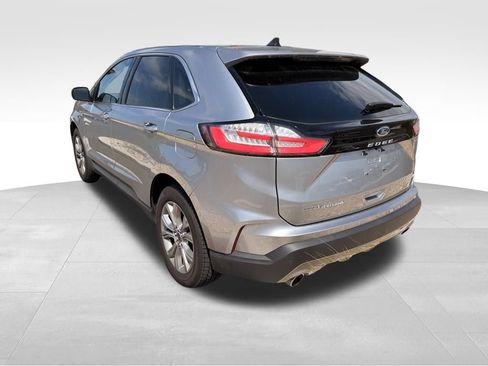 Used 2022 Ford Edge Titanium AWD/4WD image 5