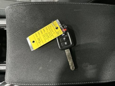 Used 2019 Honda CR-V LX image 33