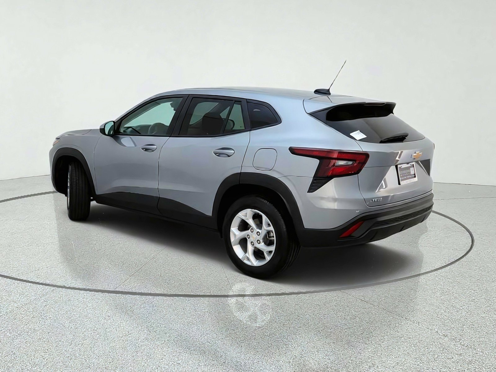 Used 2026 Chevrolet Trax LS w/ LS Convenience Package FWD image 12