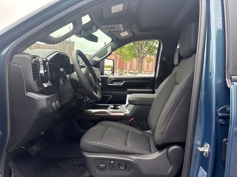 New 2026 Chevrolet Silverado 3500 LT AWD/4WD image 11