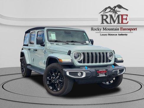 Used 2024 Jeep Wrangler Unlimited Sahara w/ Technology Group AWD/4WD image 1