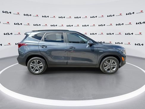 Used 2023 Kia Seltos S image 9