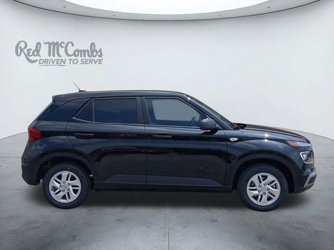 New 2026 Hyundai Venue SE FWD image 6