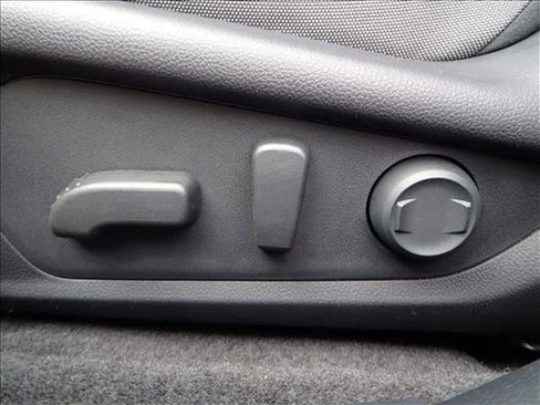 New 2026 Subaru Crosstrek 2.0i Premium image 12