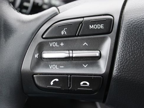 Used 2020 Hyundai Kona Limited image 27