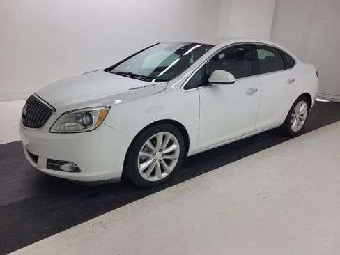 Used 2014 Buick Verano FWD image 2
