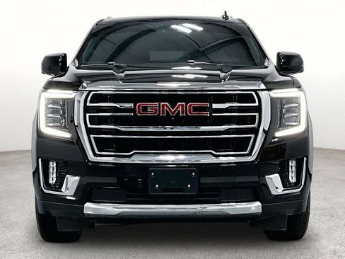 Used 2022 GMC Yukon SLT w/ SLT Luxury Package AWD/4WD image 4