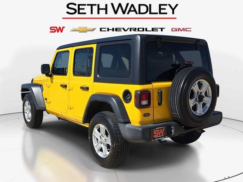 Used 2021 Jeep Wrangler Unlimited Sport AWD/4WD image 5
