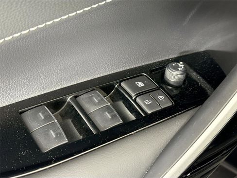 Certified 2025 Toyota Corolla XSE FWD image 27