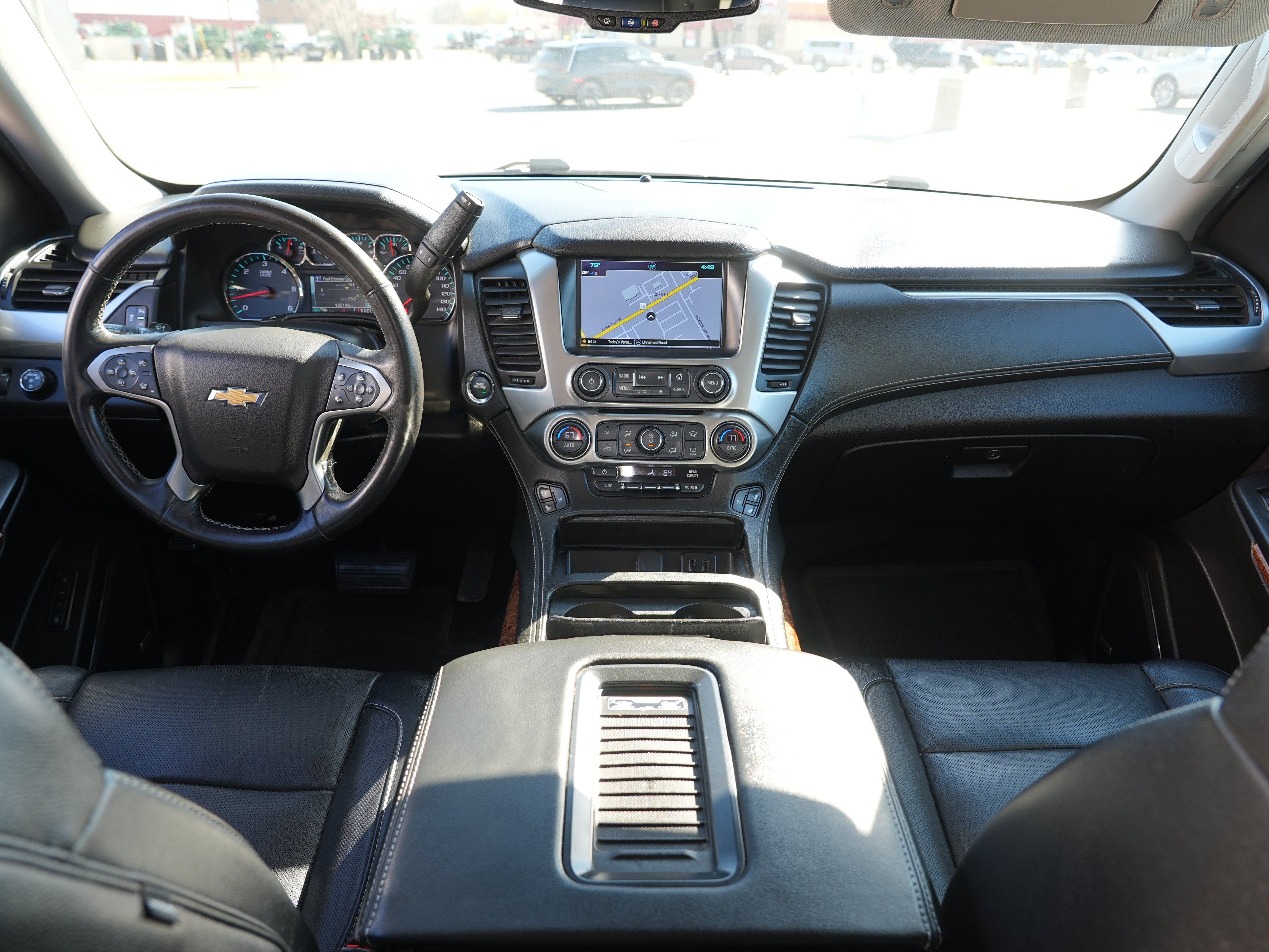 Used 2017 Chevrolet Suburban Premier AWD/4WD image 25