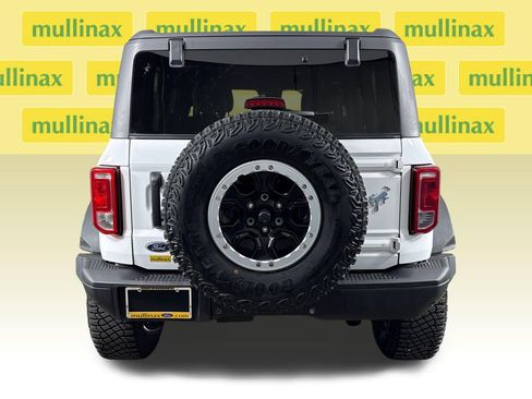 Certified 2024 Ford Bronco Black Diamond w/ Sasquatch Package AWD/4WD image 9