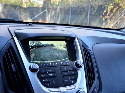 Used 2013 Chevrolet Equinox LT image 16