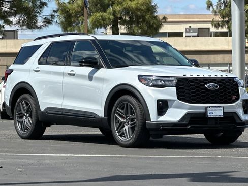 New 2026 Ford Explorer ST w/ Sun And Sound Package AWD/4WD image 10