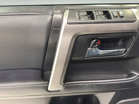 Used 2020 Toyota 4Runner SR5 Premium AWD/4WD image 11