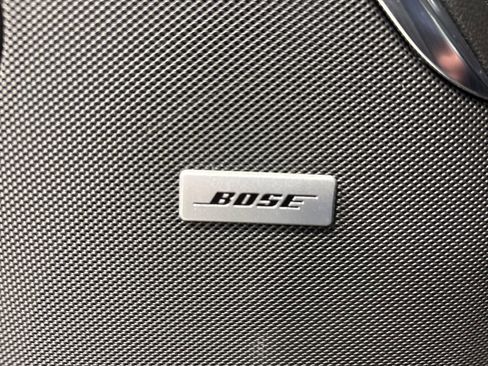 Used 2025 GMC Yukon XL Denali image 32