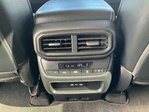 Used 2024 Honda Pilot EX-L image 27