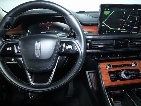 Certified 2023 Lincoln Aviator Reserve w/ Equipment Group 201A image 29