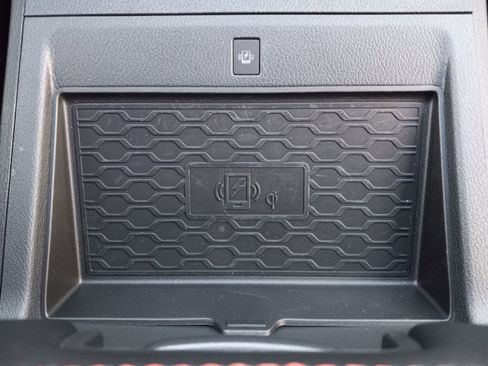 Used 2025 Nissan Frontier PRO-4X w/ Pro Convenience Package image 23