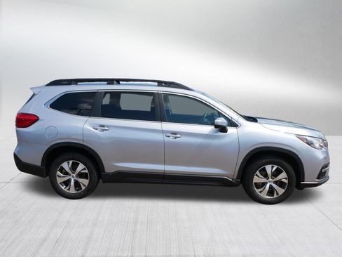 Used 2022 Subaru Ascent Premium w/ Convenience Package image 8