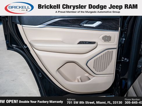 Used 2026 Jeep Grand Cherokee Limited RWD image 12