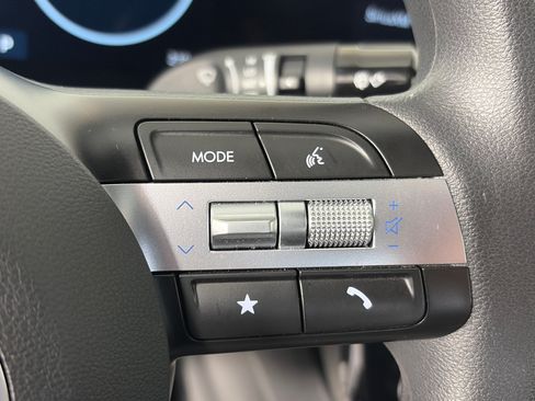 Used 2025 Hyundai Santa Cruz SEL AWD/4WD image 33