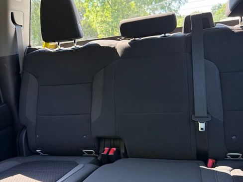 Used 2022 Chevrolet Silverado 2500 LT w/ Convenience Package AWD/4WD image 19