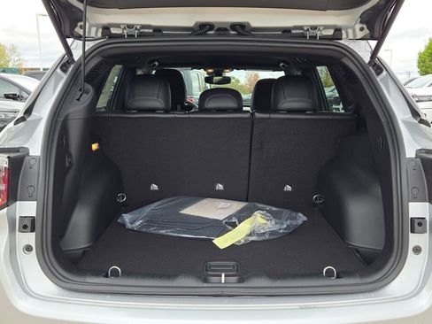 New 2026 Jeep Compass Limited image 16