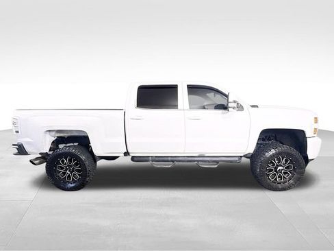 Used 2016 Chevrolet Silverado 2500 LTZ w/ Duramax Plus Package AWD/4WD image 6