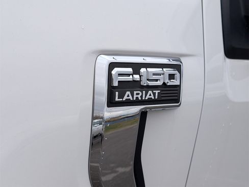 Used 2022 Ford F150 Lariat w/ Equipment Group 502A High image 5