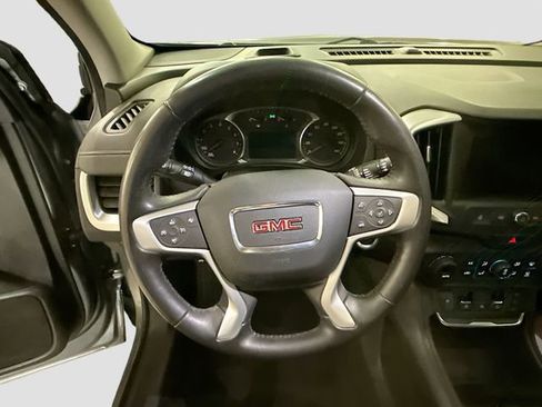 Used 2020 GMC Terrain SLE w/ Driver Convenience Package image 12