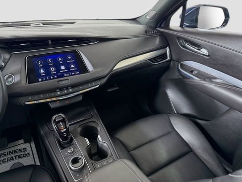 Used 2022 Cadillac XT4 Premium Luxury w/ Safety Alert Package image 23