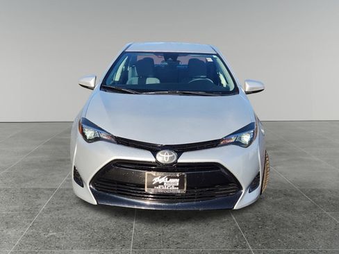 Used 2018 Toyota Corolla L image 2