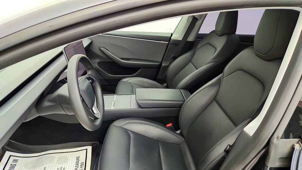 Used 2025 Tesla Model 3 Long Range RWD image 23
