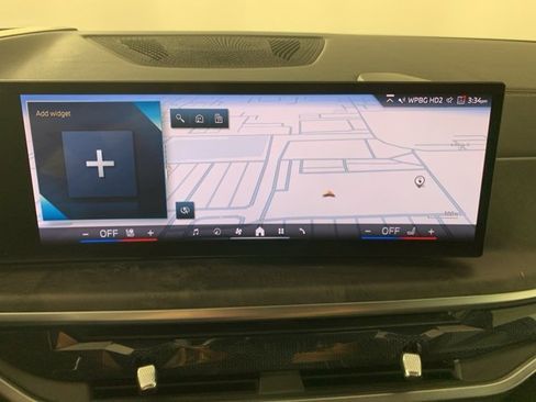 Used 2024 BMW X5 xDrive50e w/ Premium Package image 25