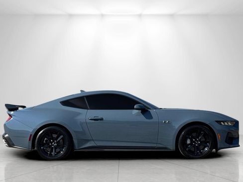Used 2024 Ford Mustang GT RWD image 2