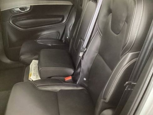 Certified 2024 Volvo XC90 B6 Ultimate w/ Protection Package Premier image 11