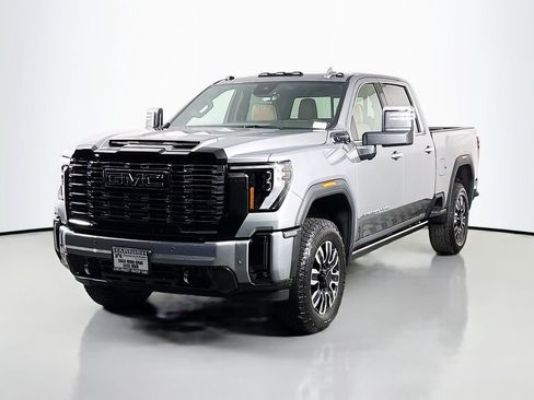 New 2026 GMC Sierra 2500 Denali Ultimate image 3