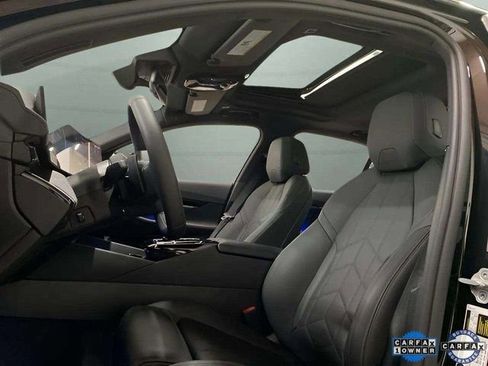 Used 2025 BMW 530i xDrive image 23