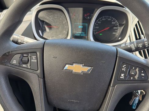 Used 2015 Chevrolet Equinox LS image 8