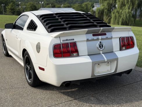 Used 2007 Ford Mustang GT RWD image 31
