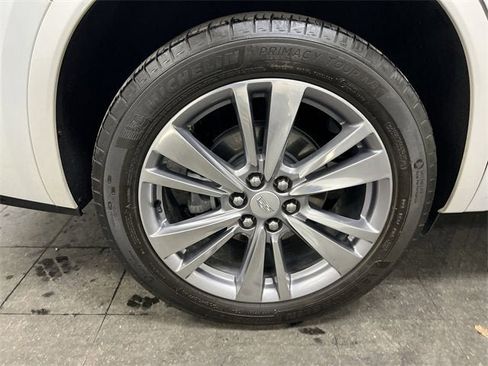 Certified 2023 Cadillac XT6 Premium Luxury image 34