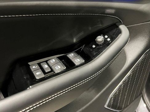 New 2025 Jeep Grand Cherokee L Overland w/ Advanced Protech Group III image 25