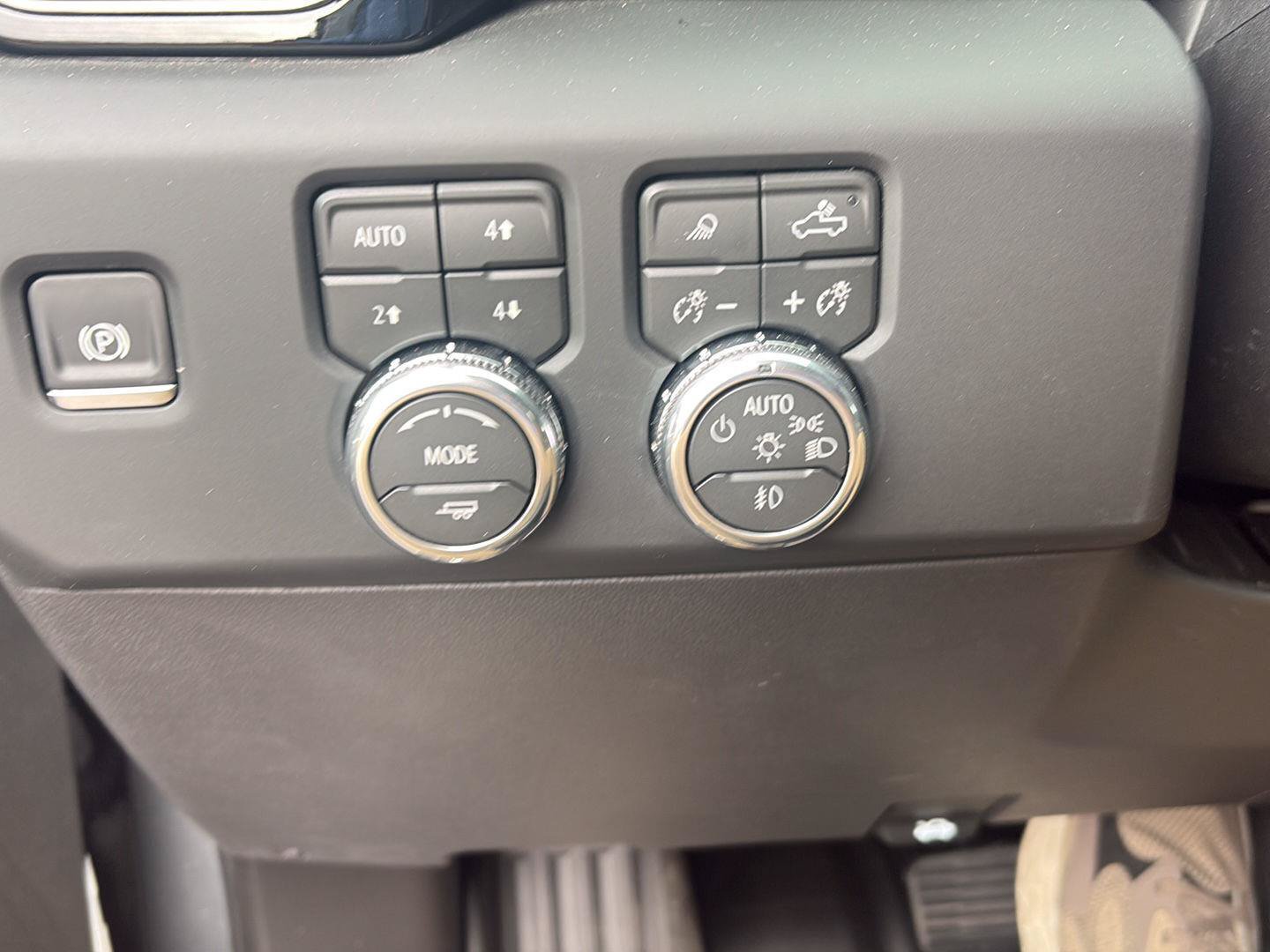 Used 2026 GMC Sierra 1500 AT4X AWD/4WD image 16
