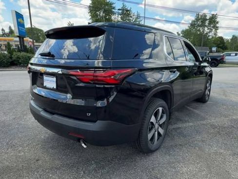 Certified 2023 Chevrolet Traverse LT w/ LT Premium Package AWD/4WD image 8