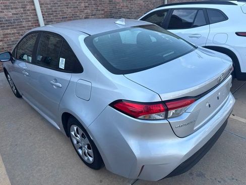 Used 2024 Toyota Corolla LE FWD image 6