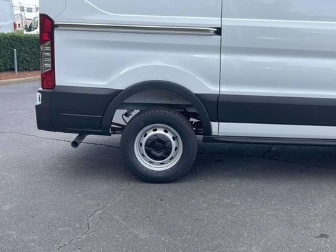 New 2026 Ford Transit 250 Low Roof RWD image 25