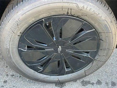 New 2026 Chevrolet Blazer EV LT image 28