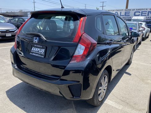 Used 2017 Honda Fit LX image 8