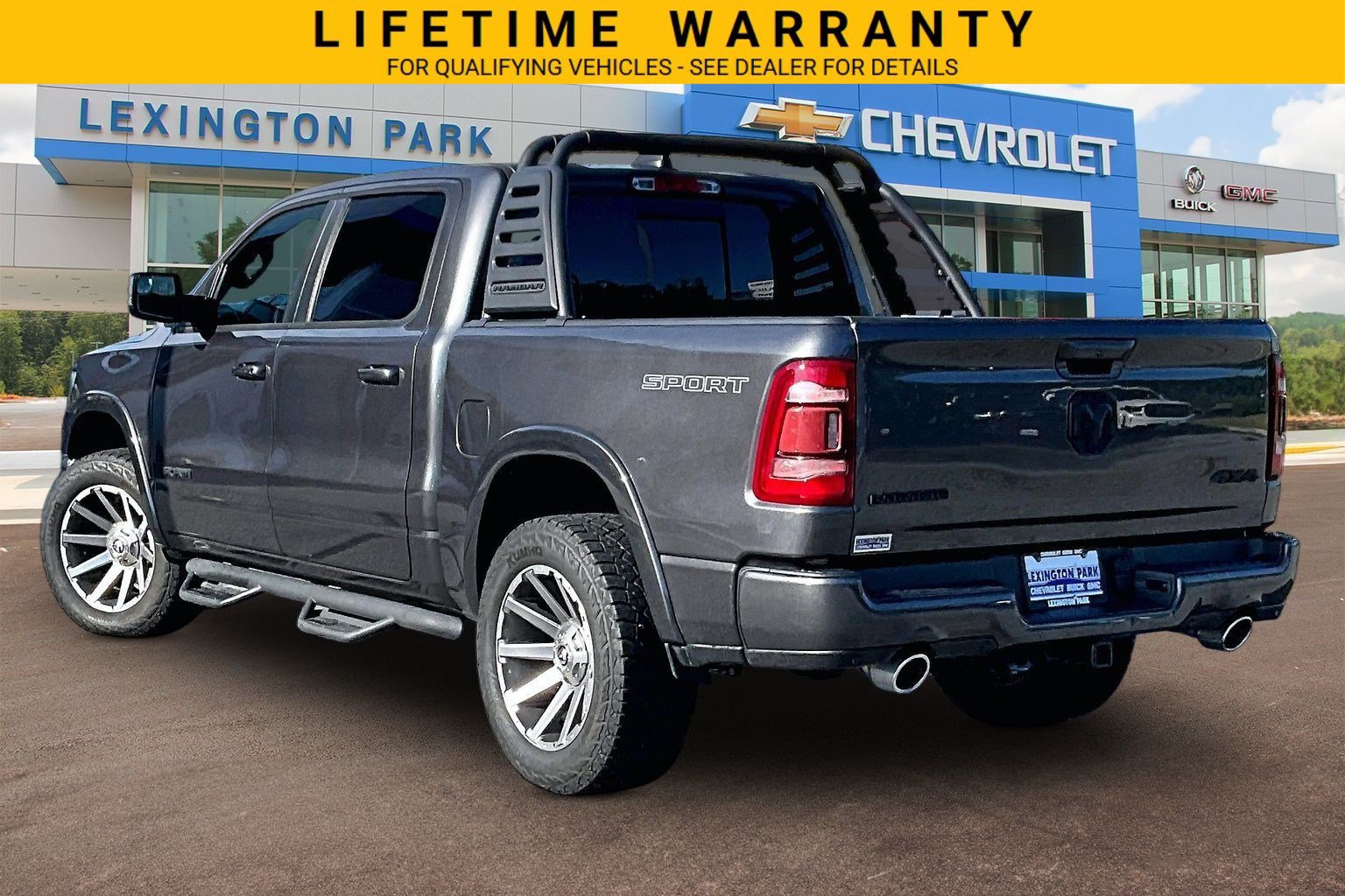 Used 2021 RAM 1500 Laramie w/ Sport Appearance Package AWD/4WD image 2